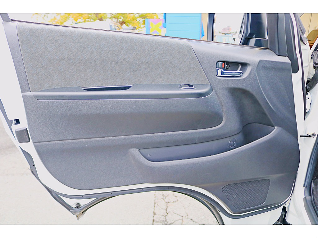 トヨタ ハイエース(19枚目)