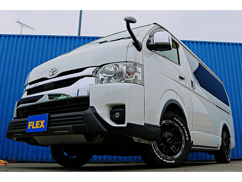 左前方のガッツミラーは無くてはならない存在☆