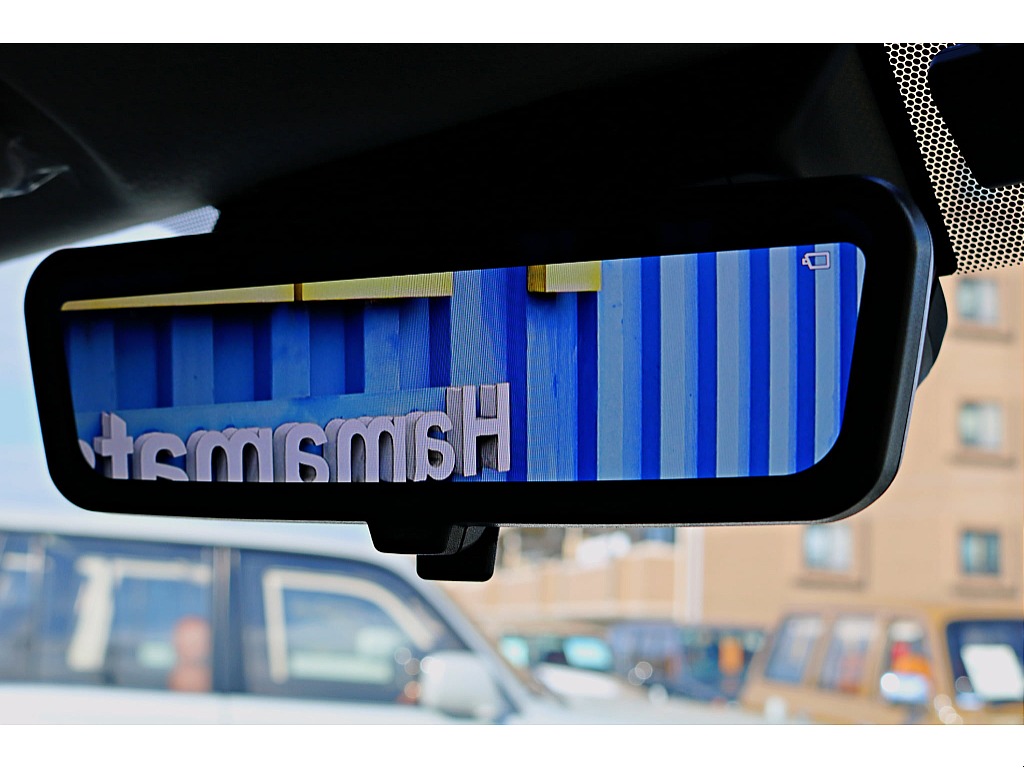 純正デジタルインナーミラー　車両後方カメラの映像をインナーミラー内のディスプレイに表示♪