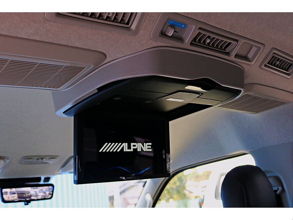 アルパイン　フリップダウンモニター12.8インチ♪大きな画面で長旅もより快適に♪