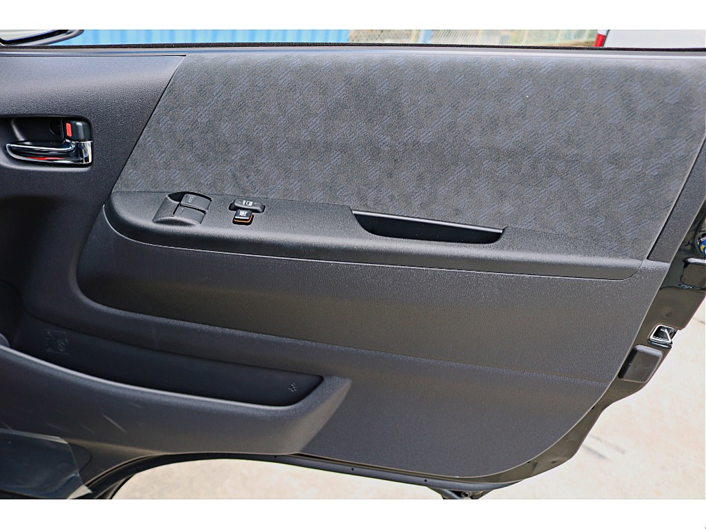 オートローンお支払い回数１２０回まで可能♪人気の残価設定型オートリースも承ります☆