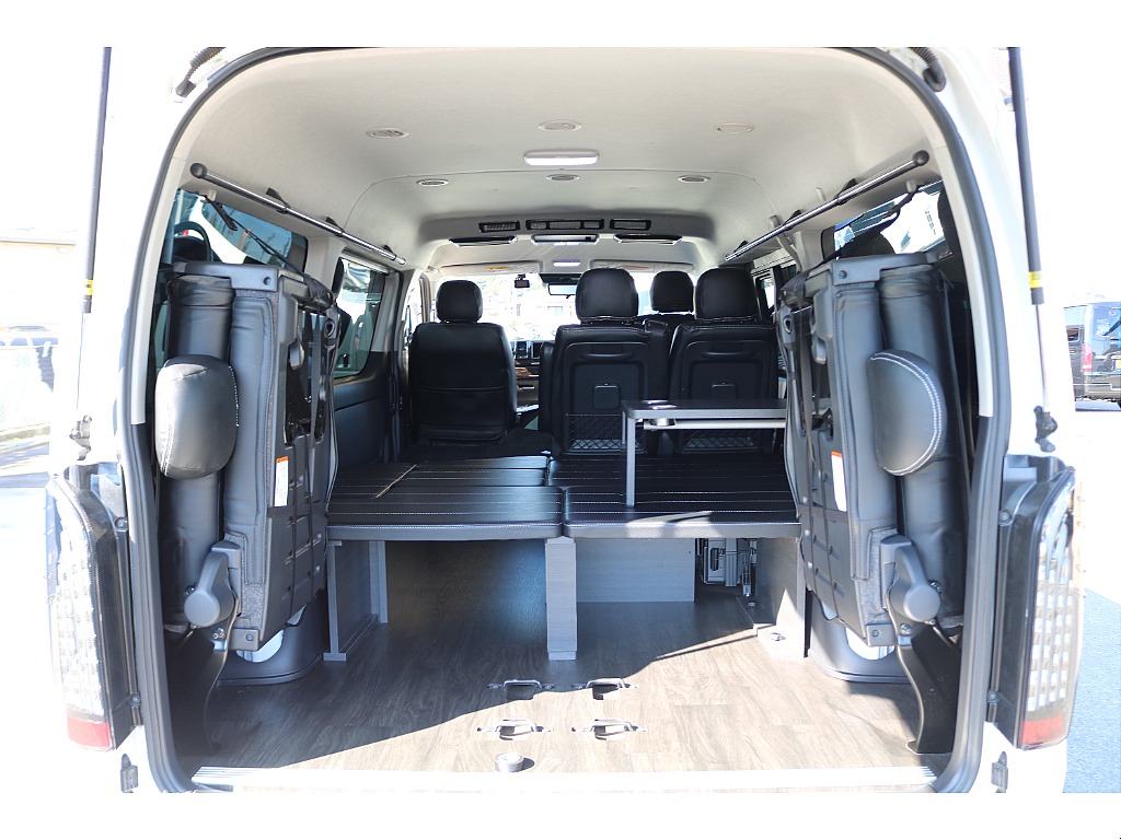 ラゲッジスペースも確保♪