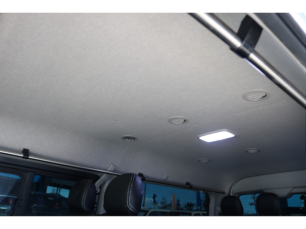 室内キャリアバーも装備♪