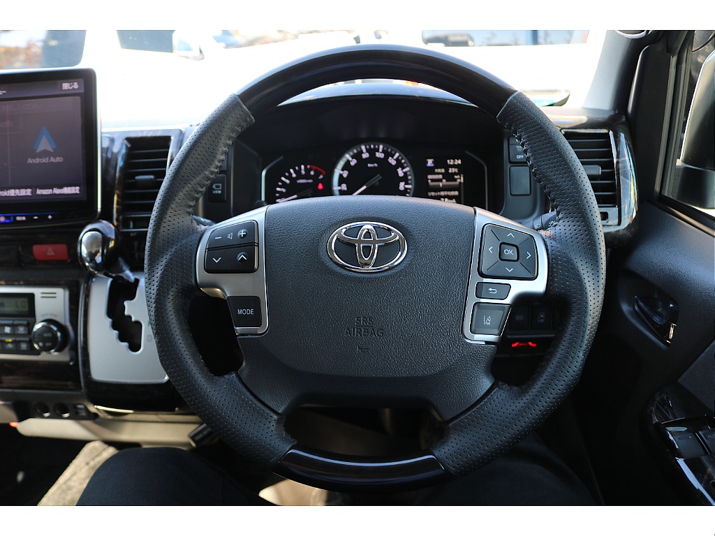 マホガニー調ガングリップステアリング♪