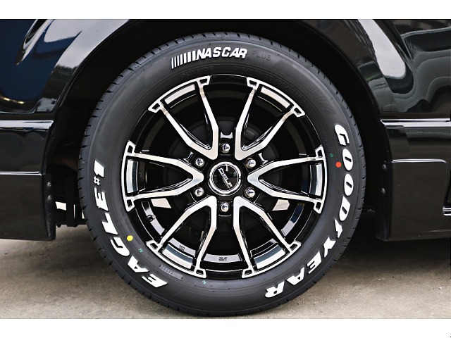 FLEXオリジナルDELF06ホイール＆グッドイヤーナスカータイヤ♪新作ホイールでスタイリング抜群〇