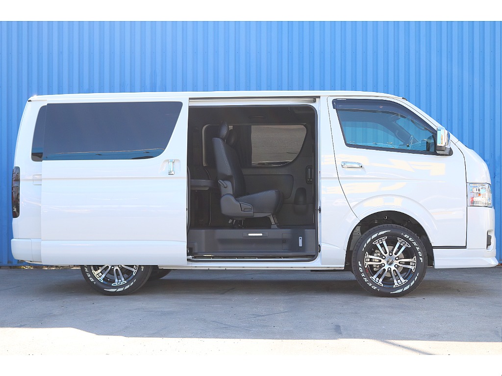 オートローンお支払い回数１２０回まで可能♪人気の残価設定型オートリースも承ります☆