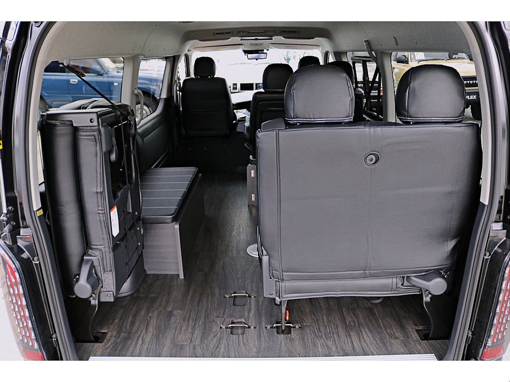 フレックスオリジナル内装架装　リラクシング♪