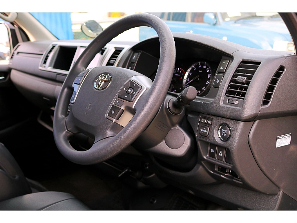 オートローンお支払い回数１２０回まで可能♪人気の残価設定型オートリースも承ります☆