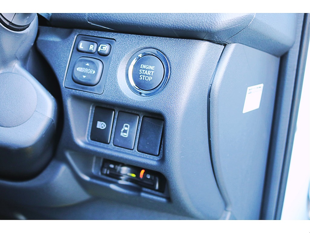 オートローンお支払い回数１２０回まで可能♪人気の残価設定型オートリースも承ります☆