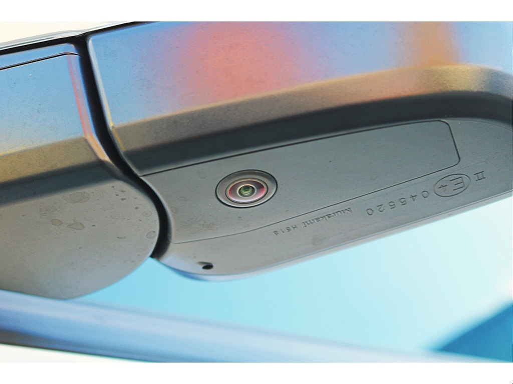 オートローンお支払い回数１２０回まで可能♪人気の残価設定型オートリースも承ります☆