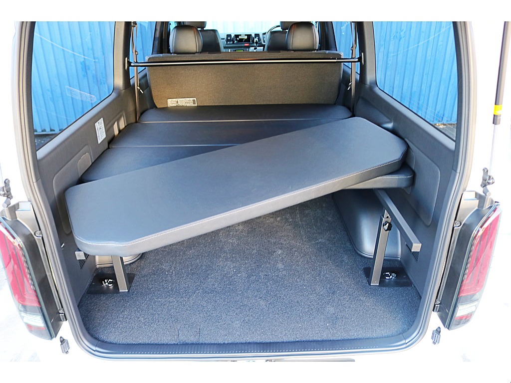 トヨタ&nbsp;ハイエースバン&nbsp;5D2.8DTスーパーGLダークプライムS L 4WD&nbsp;FLEXオリジナルカスタム&nbsp;静岡県の詳細画像&nbsp;その20