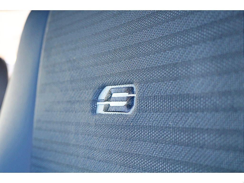 トヨタ&nbsp;ハイエースバン&nbsp;5D2.8DTスーパーGLダークプライムS L 4WD&nbsp;FLEXオリジナルカスタム&nbsp;静岡県の詳細画像&nbsp;その3