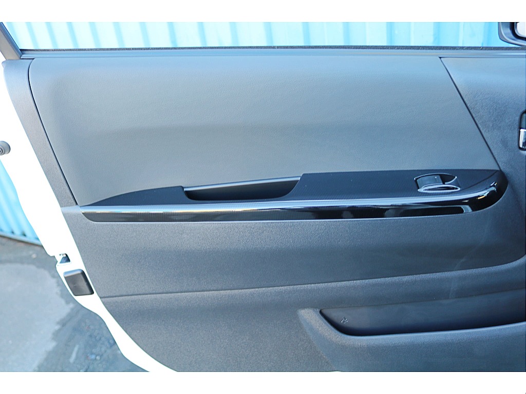 オートローンお支払い回数１２０回まで可能♪人気の残価設定型オートリースも承ります☆