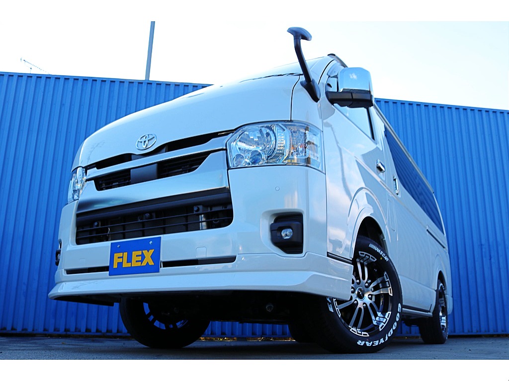 R7年式　ハイエースバン　ダークプライムS　ディーゼル4WD