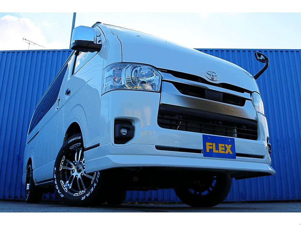 R7年式　ハイエースバン　ダークプライムS　ディーゼル4WD