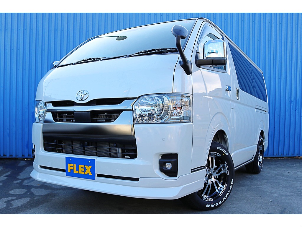 R7年式　ハイエースバン　ダークプライムS　ディーゼル4WD