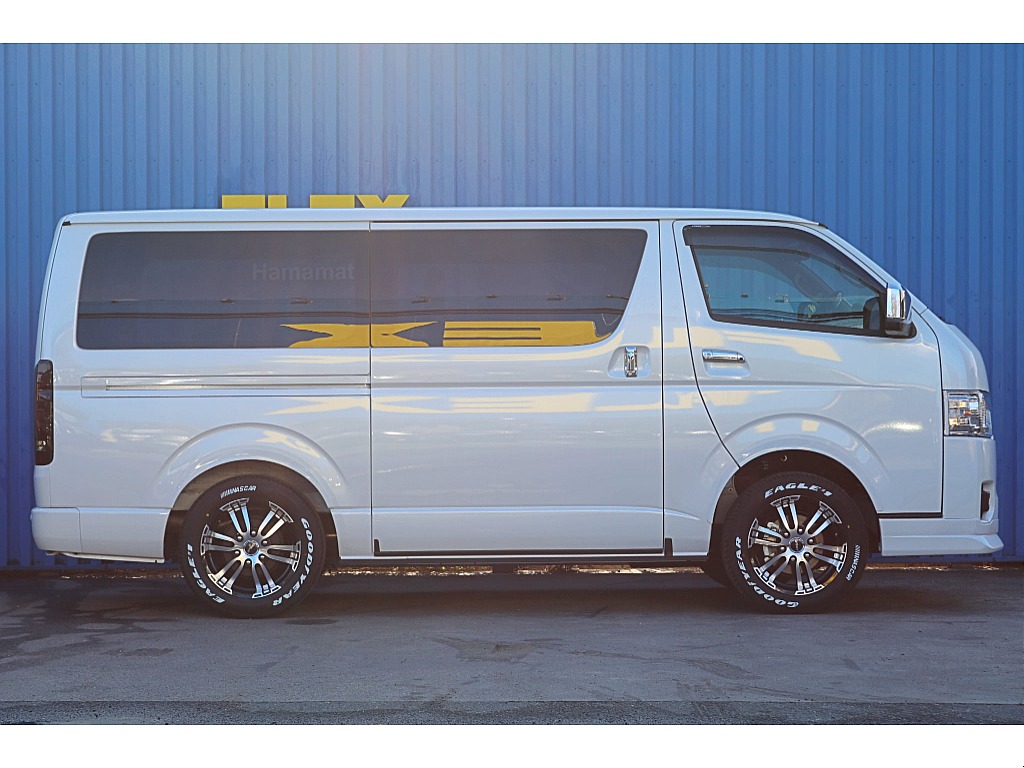 R7年式　ハイエースバン　ダークプライムS　ディーゼル4WD