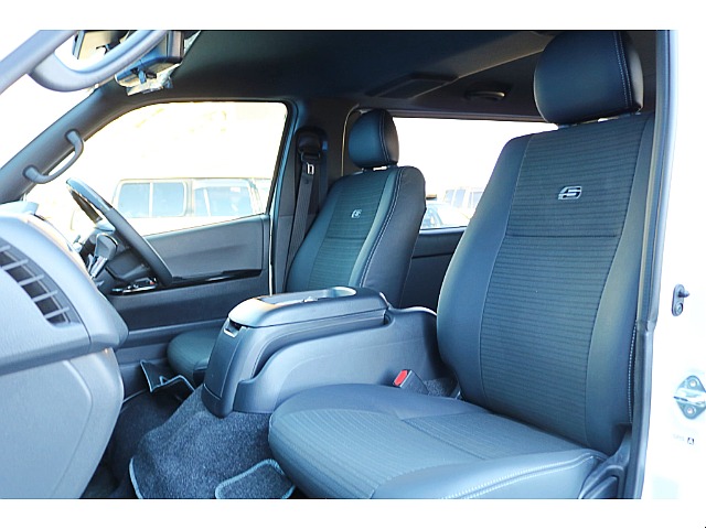 ダークプライムS専用ロゴ刺繍入シート♪