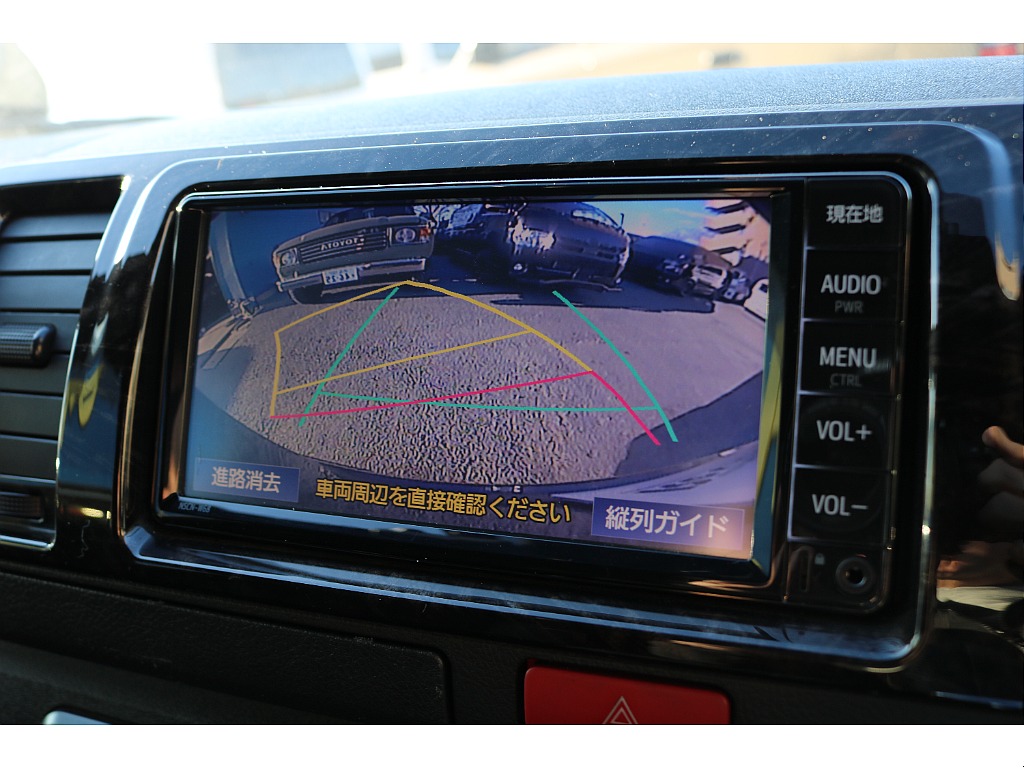 7インチナビ搭載♪バックカメラも〇
