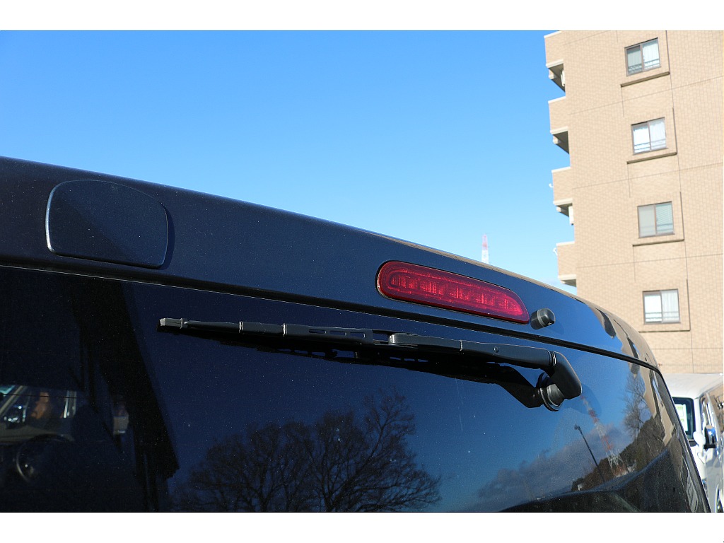 ハイマウントストップランプもカスタムできます♪