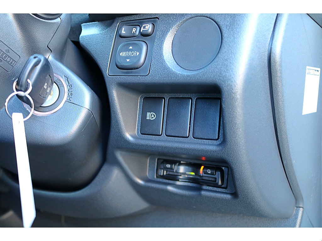 便利な装備や先進安全機能を搭載♪