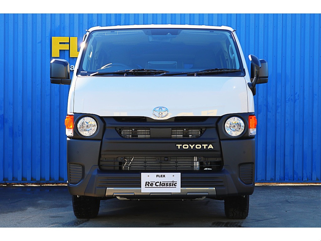 新車　ハイエースバンDX【ReClassic】