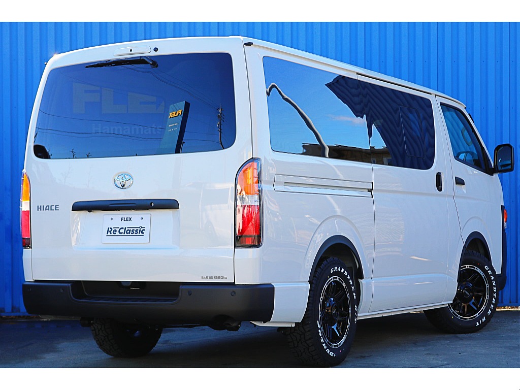 新車　ハイエースバンDX【ReClassic】