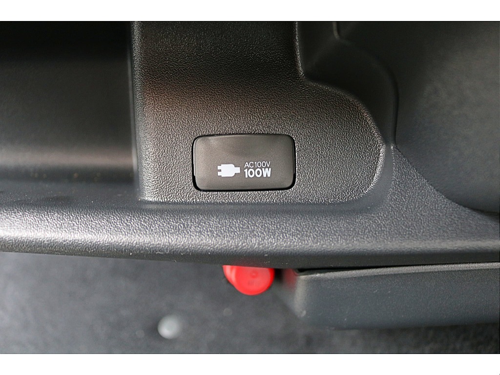 ＡＣ１００Ｖ電源、標準装備です♪