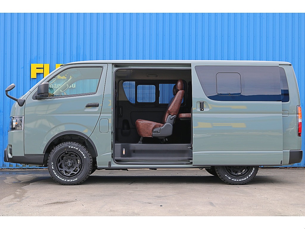 R7年式　ディーゼル4WD　アーバンカーキ　レトロにフルカスタム♪