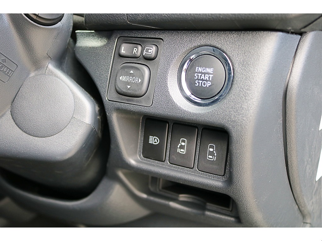 R7年式　ハイエースバン　ディーゼル4WD　アーバンカーキ＆JAOSカスタム♪