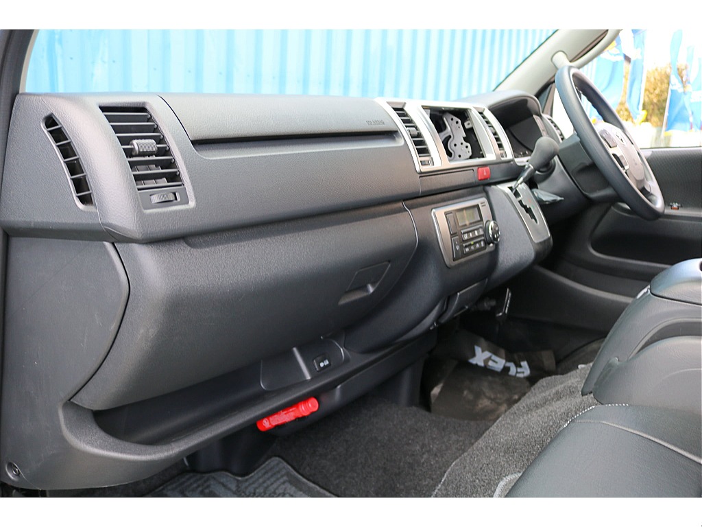 R7年式　ハイエースバン　ディーゼル4WD　アーバンカーキ＆JAOSカスタム♪