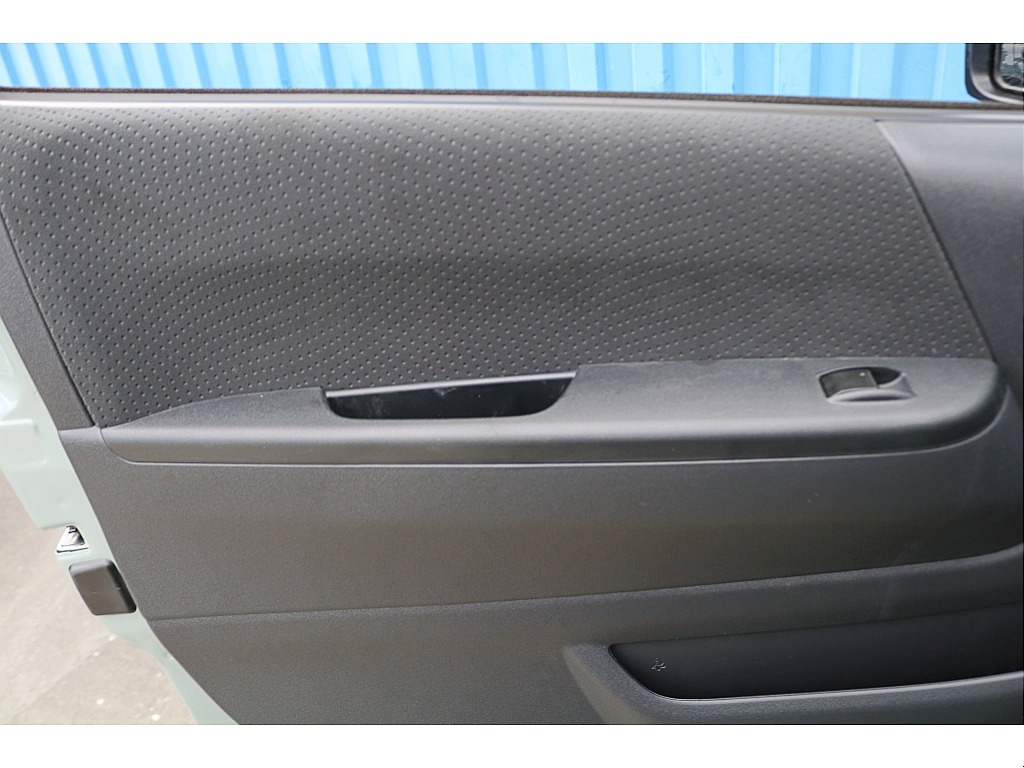 R7年式　ハイエースバン　ディーゼル4WD　アーバンカーキ＆JAOSカスタム♪