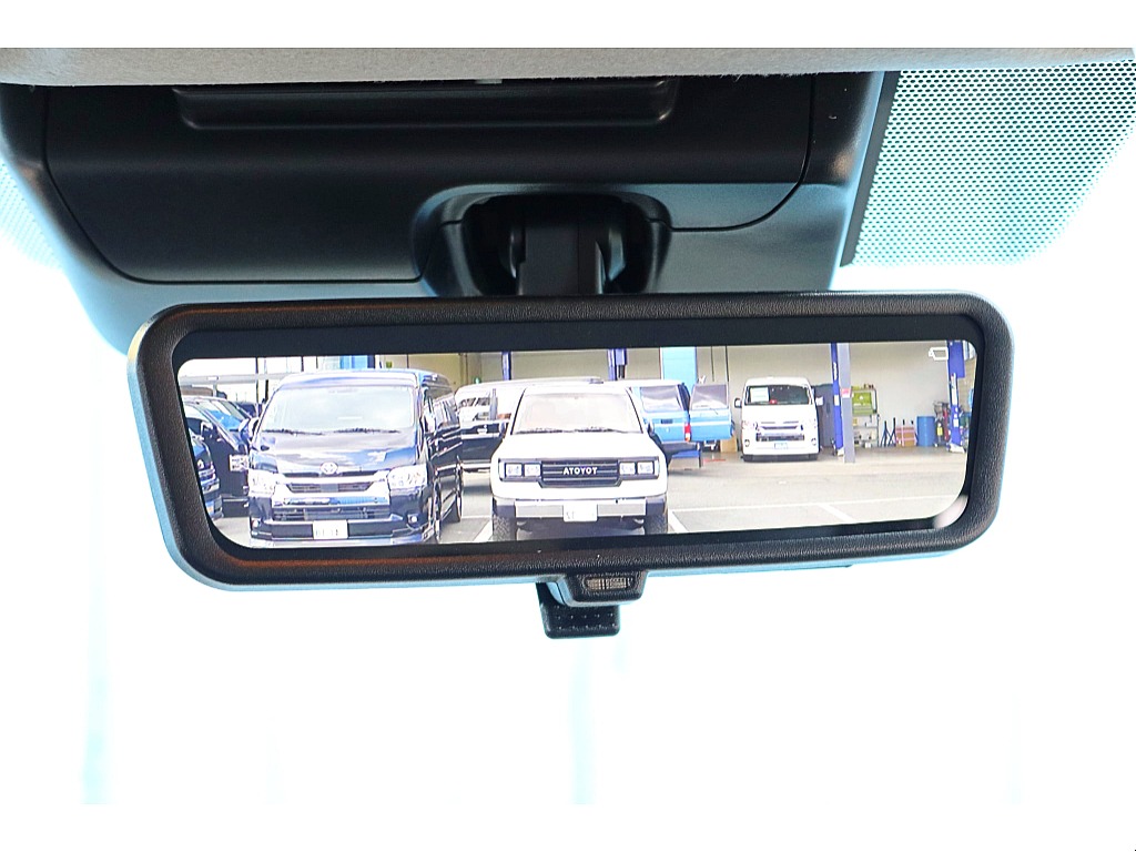 純正デジタルインナーミラー　車両後方カメラの映像をインナーミラー内のディスプレイに表示♪