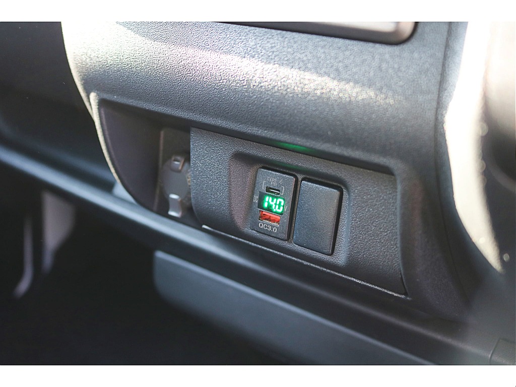 USBポートを増設♪