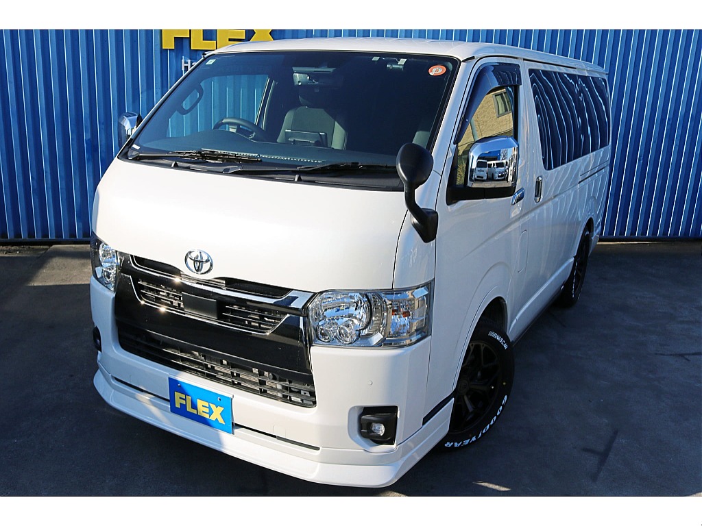 R６年式　ハイエースバン　ダークプライムⅡ　ディーゼル4WD　シンプルカスタム