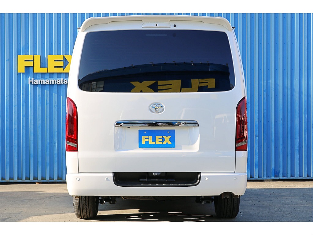 R６年式　ハイエースバン　ダークプライムⅡ　ディーゼル4WD　シンプルカスタム