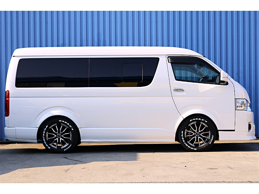 【R4年式】ハイエースワゴンGL　バットフェイスカスタム