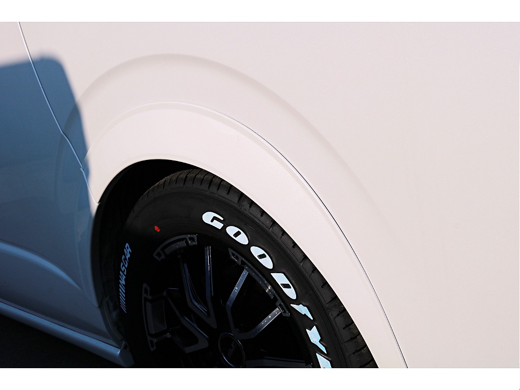 ワイドオーバーフェンダーでワイルドカスタム♪