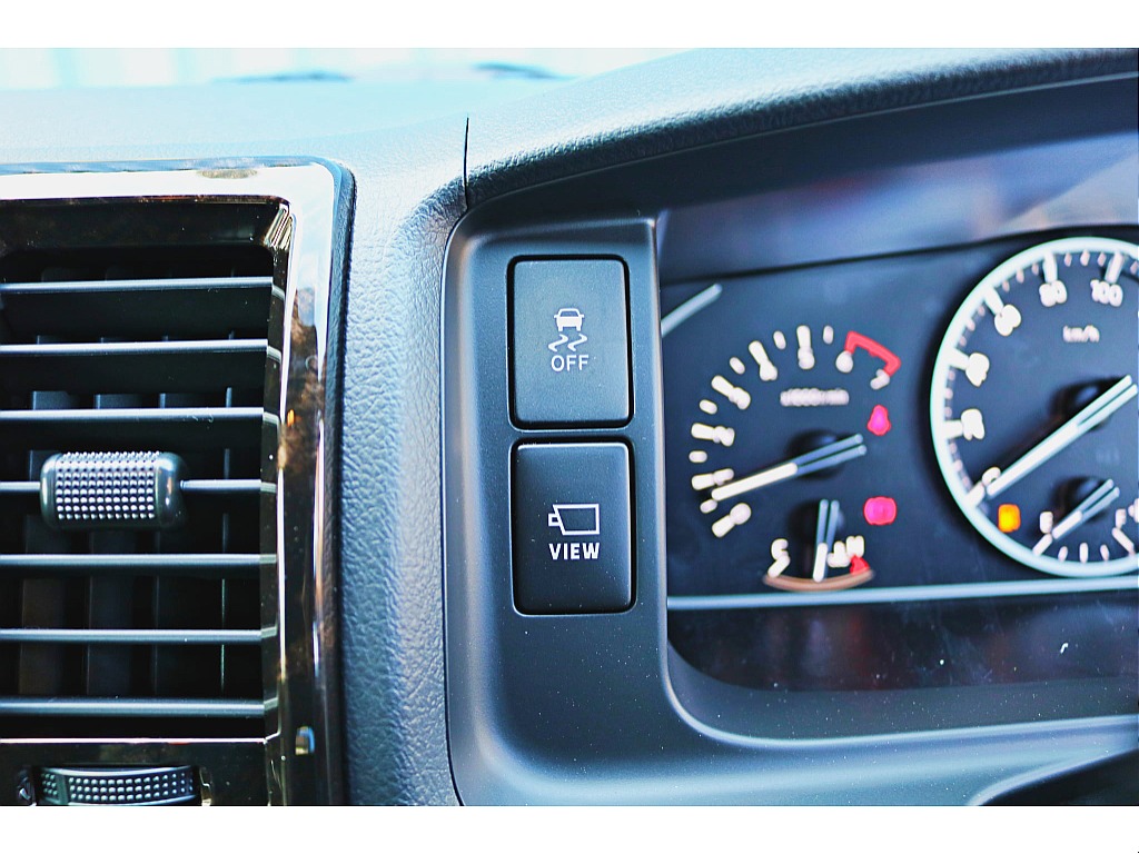 R7年式　ハイエースバン　ダークプライムⅡ　ガソリン　シンプルカスタムパッケージ♪