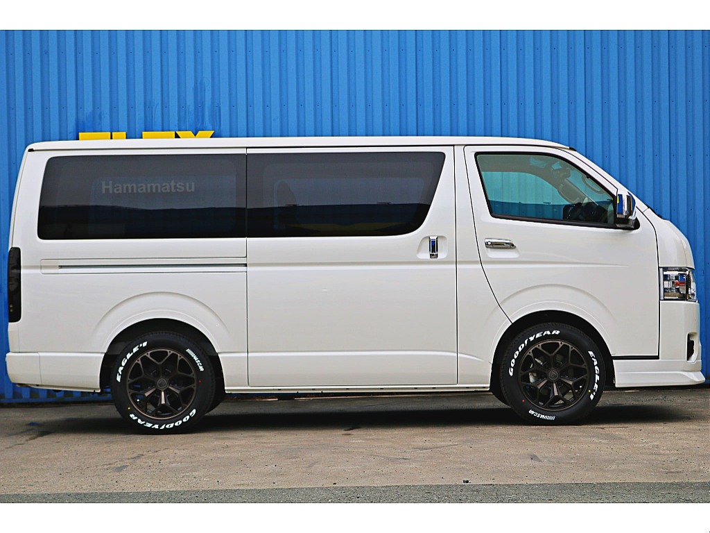 R7年式　ハイエースバン　ダークプライムⅡ　ガソリン　シンプルカスタムパッケージ♪
