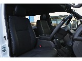 R7年式　ハイエースバン　ダークプライムⅡ　ガソリン2WD　シンプルカスタム♪