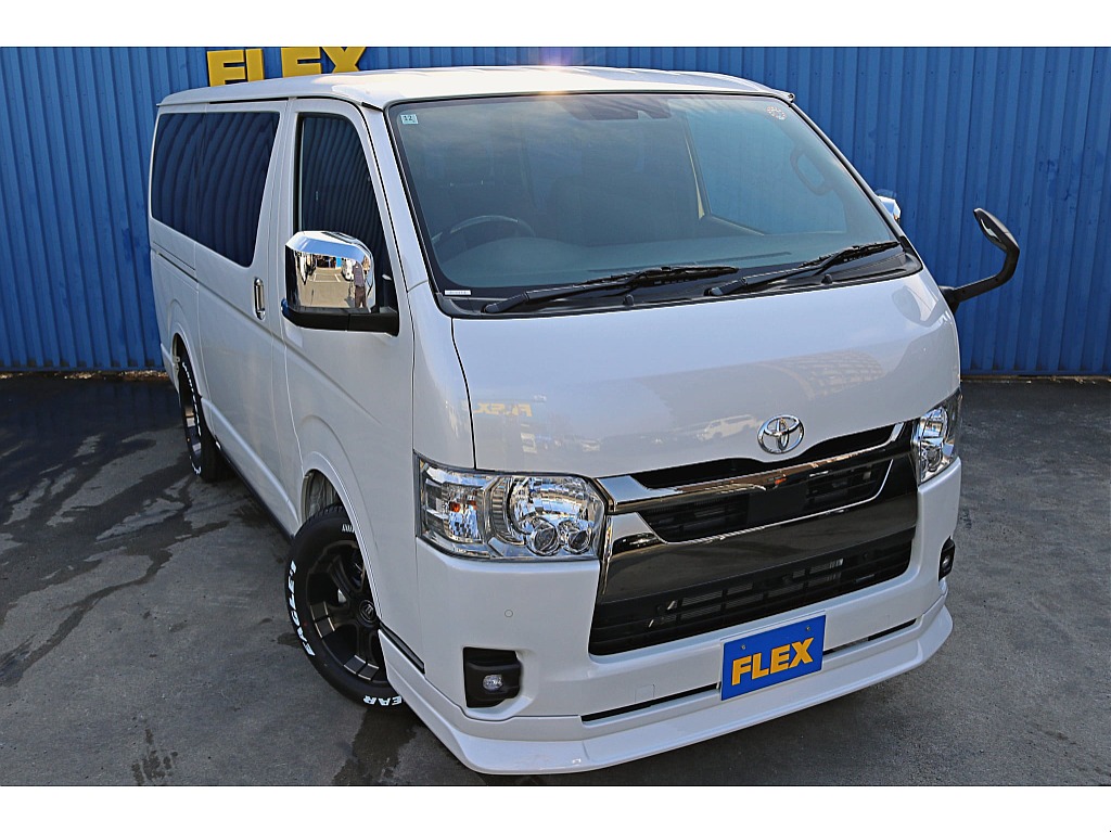 R7年式　ハイエースバン　ダークプライムⅡ　ガソリン2WD　シンプルカスタム♪