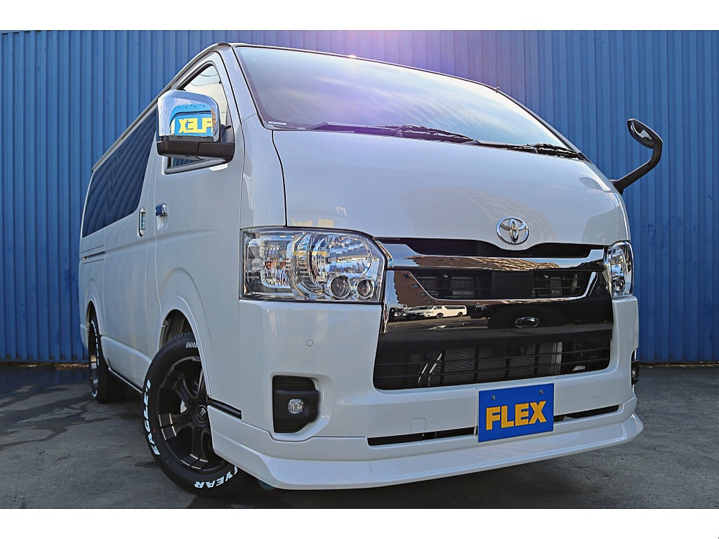 R7年式　ハイエースバン　ダークプライムⅡ　ガソリン2WD　シンプルカスタム♪