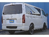 R7年式　ハイエースバン　ダークプライムⅡ　ガソリン2WD　シンプルカスタム♪