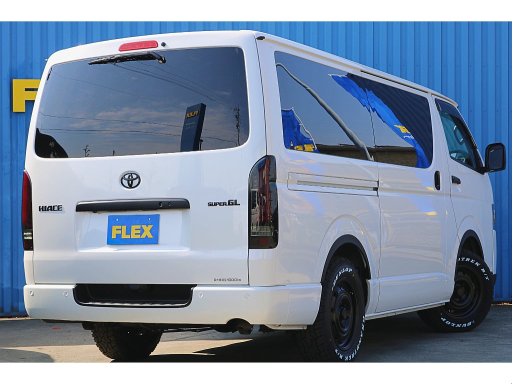 R5年式　ハイエースバン　ダークプライムⅡ　オフロードカスタム♪