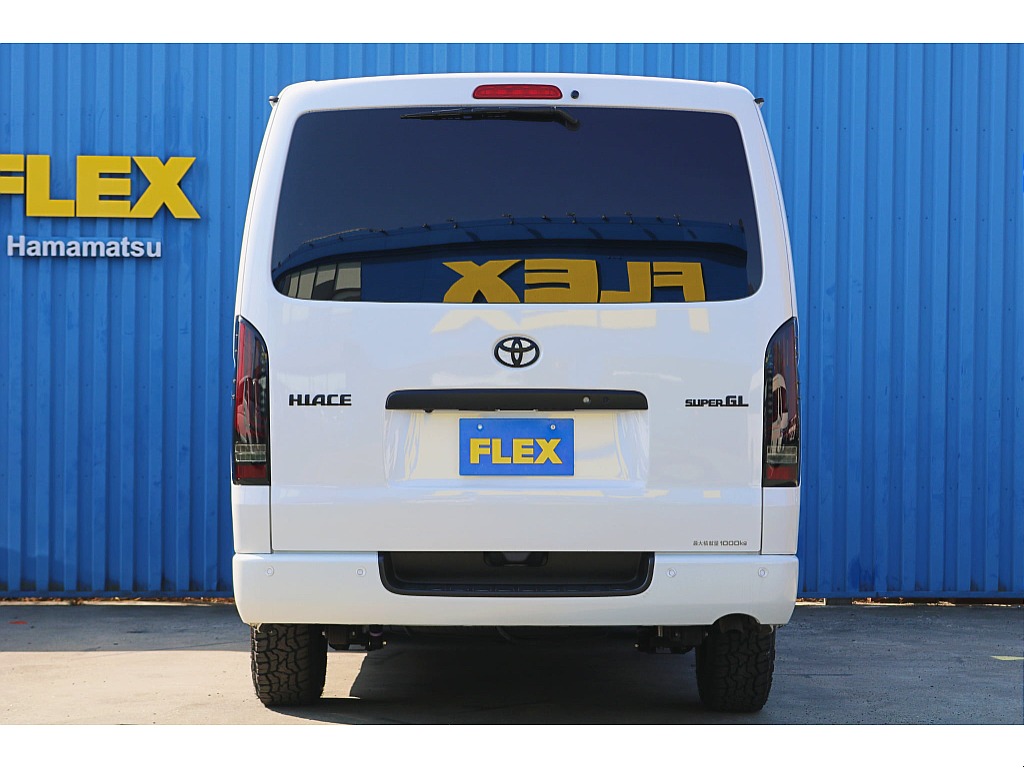 R5年式　ハイエースバン　ダークプライムⅡ　オフロードカスタム♪