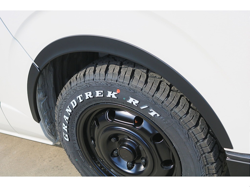 ＦＬＥＸ　オーバーフェンダー　前後２５ｍｍのダウンフェンダーの為ローダウンの視覚効果もあり♪