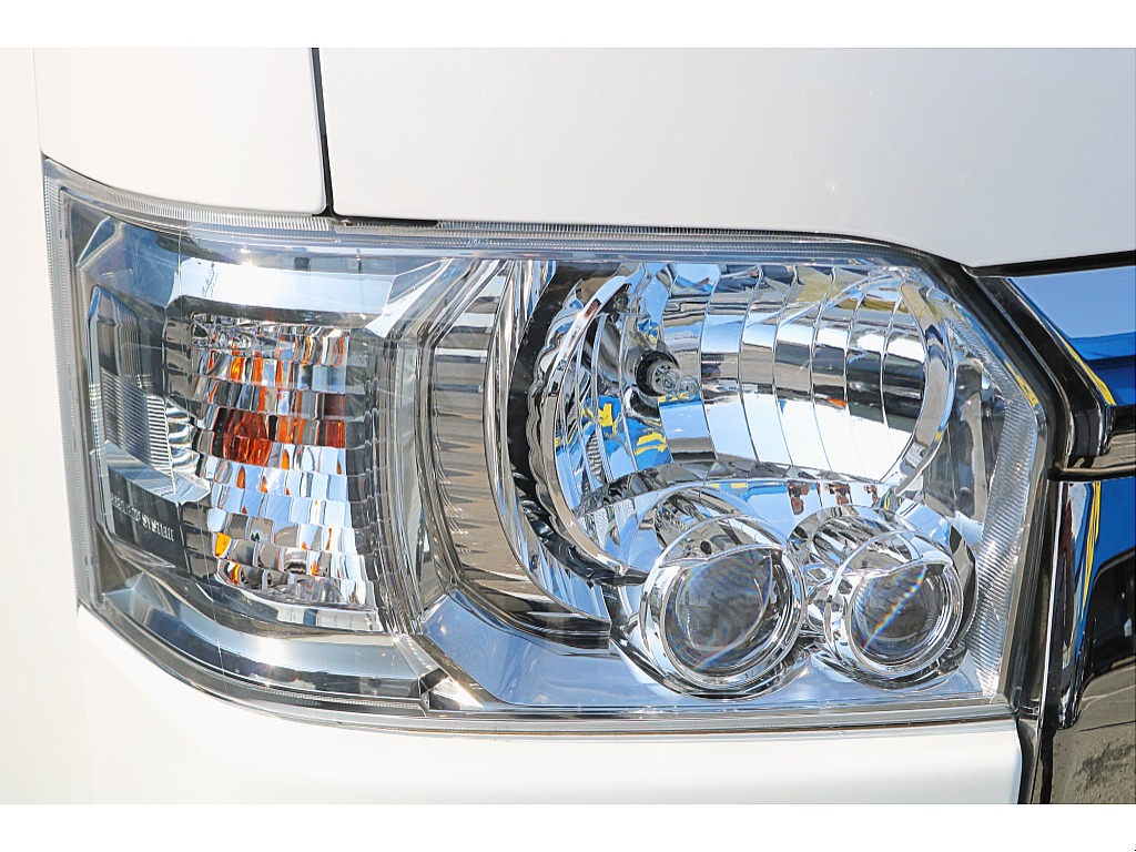 ＤＡＲＫＰＲＩＭＥＩＩ専用装備のクリアスモークＬＥＤヘッドランプ♪