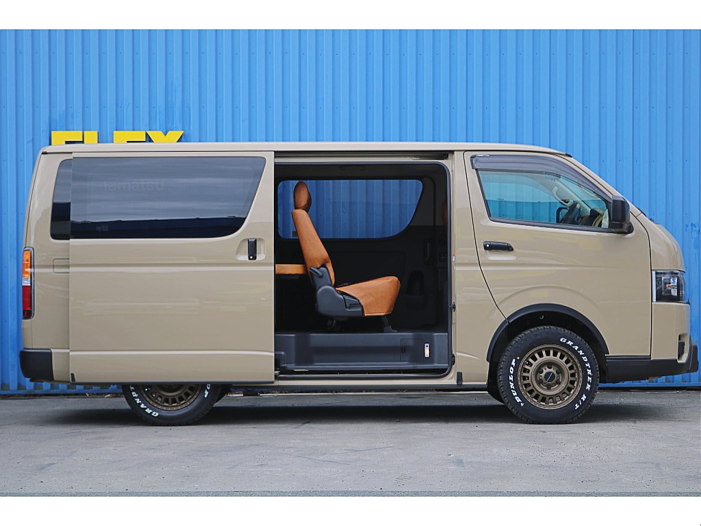 R6年式　ハイエースバン　S-GL　アースカラーパッケージ　オールベージュカスタム♪