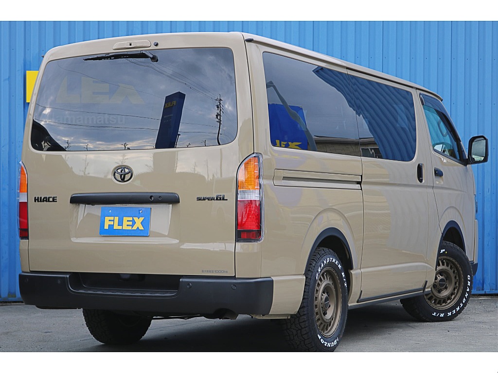 R6年式　ハイエースバン　S-GL　アースカラーパッケージ　オールベージュカスタム♪